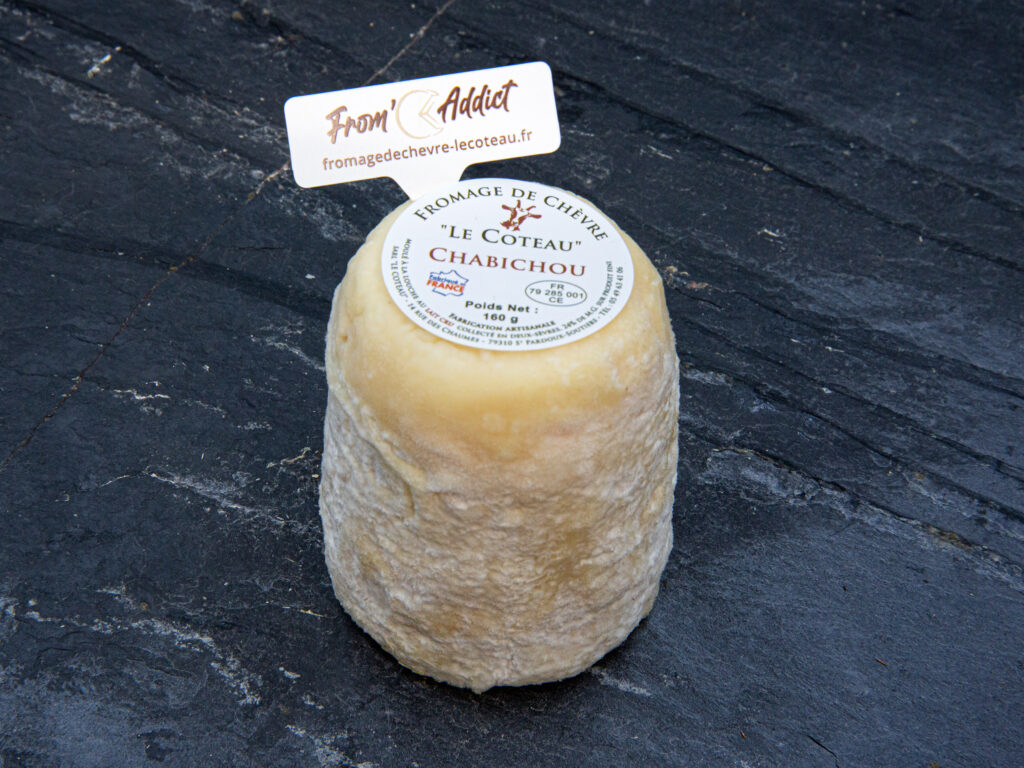 Fromage De Chèvre Chabichou Blanc Fromagerie Le Coteau Saint Pardoux 79 